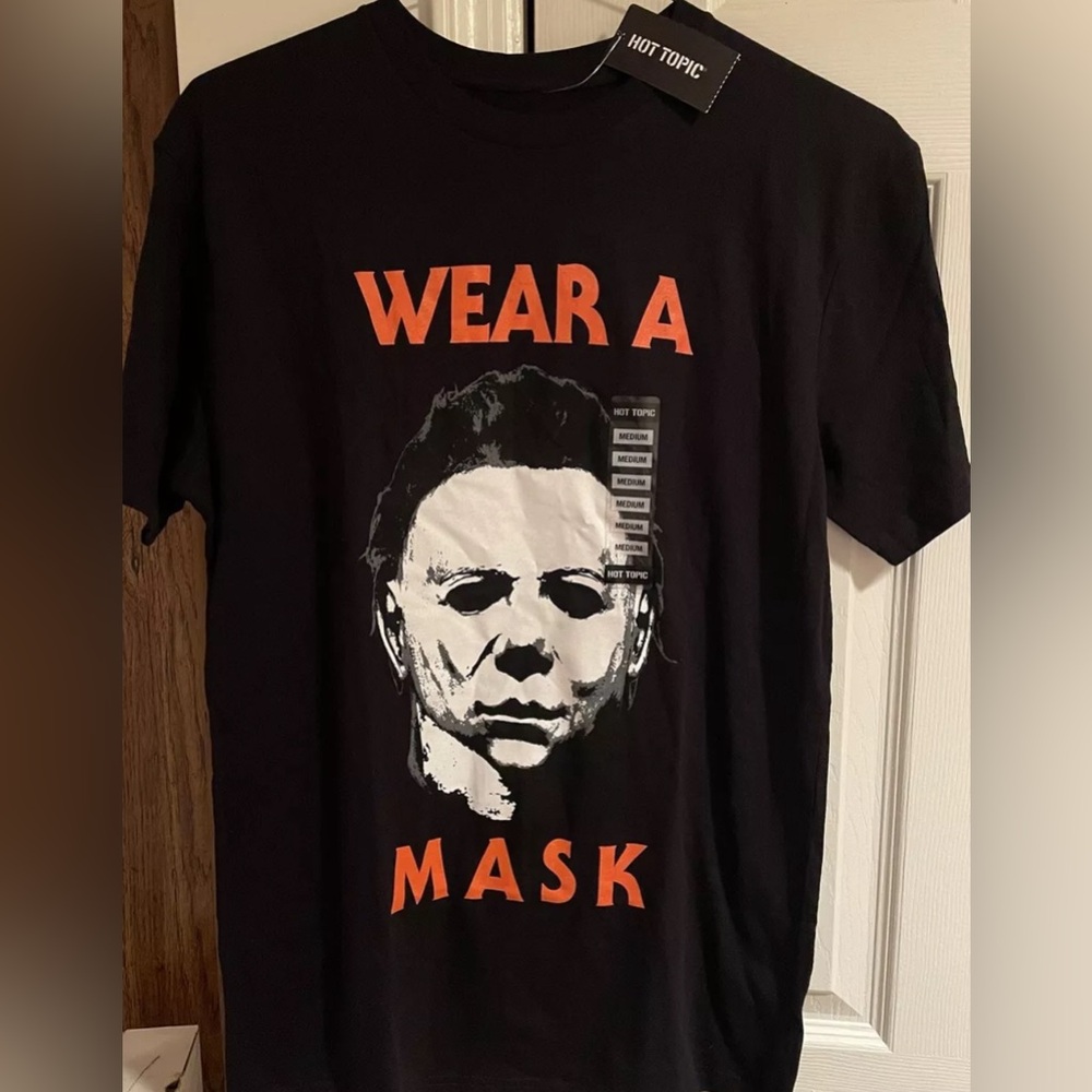 NEW Hot Topic Halloween 2 Michael Myers ‘Wear A Mask’ Medium T-Shirt Rock Rebel